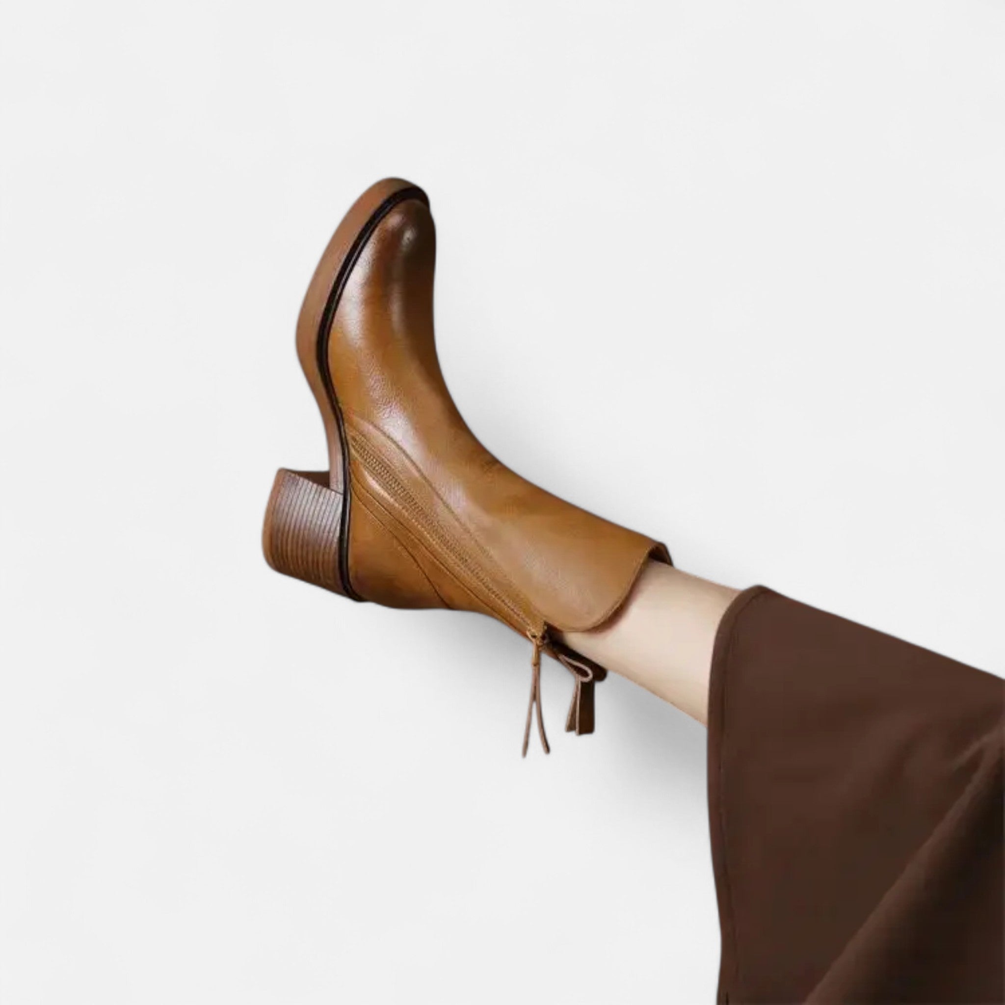Women's Sleek Flat Roman Boots