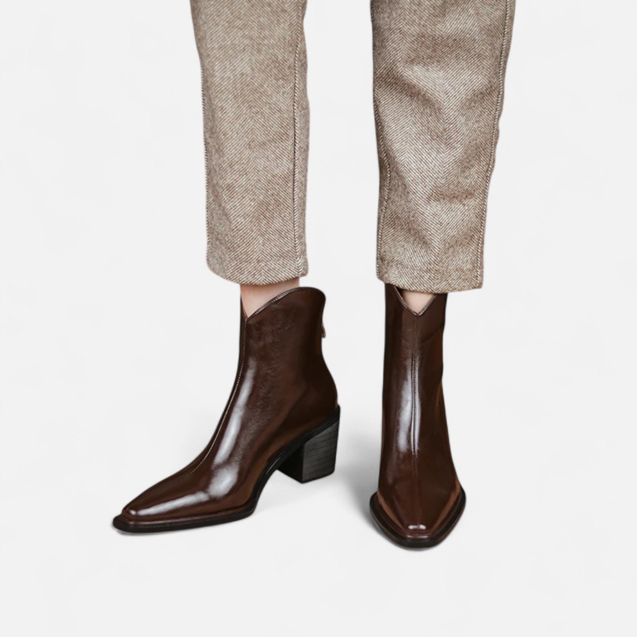 Women's Elegant Leather Heel Boots