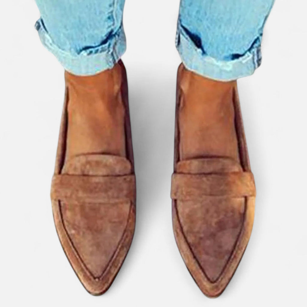 Women's Vintage Pointed-Toe Loafers