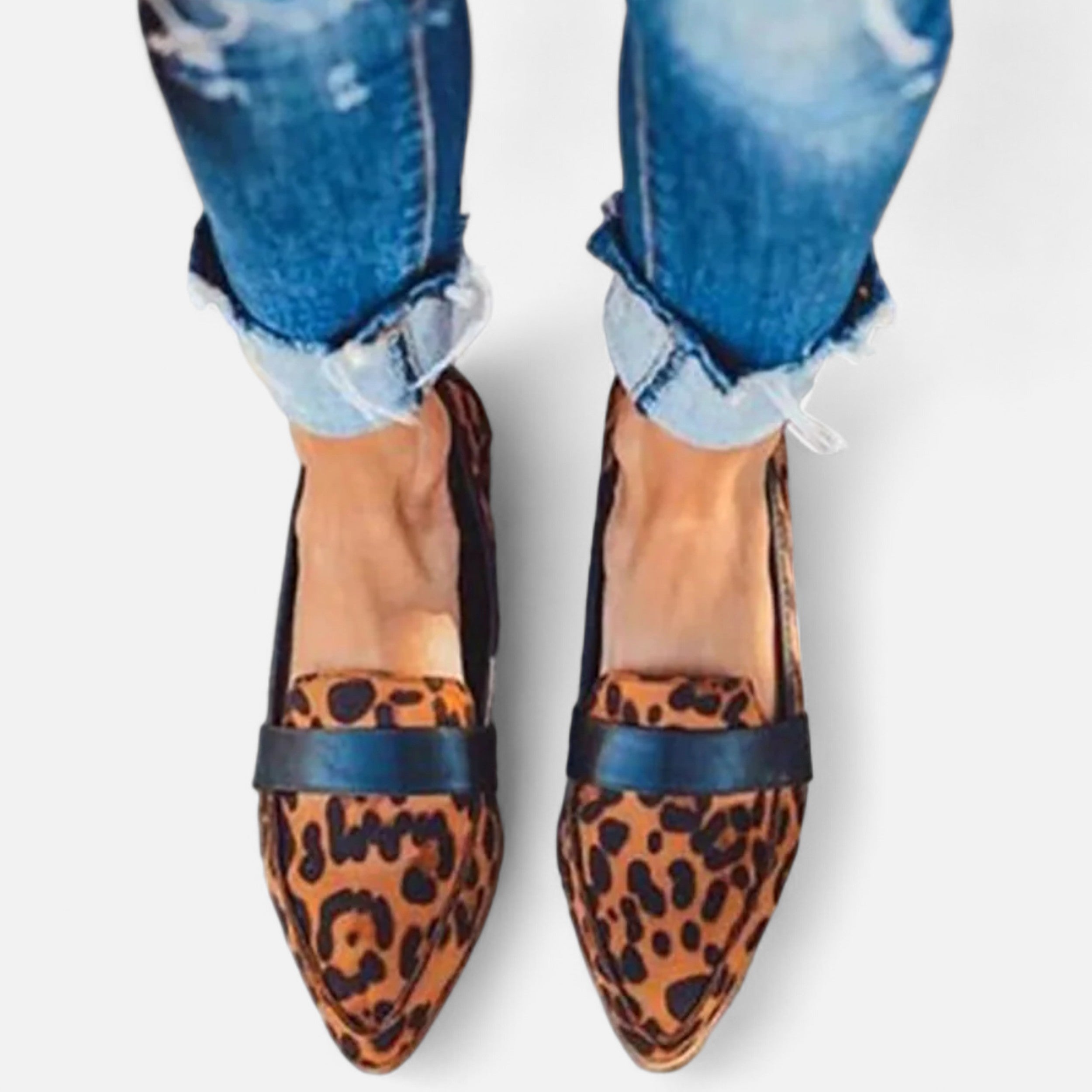 Women's Vintage Pointed-Toe Loafers